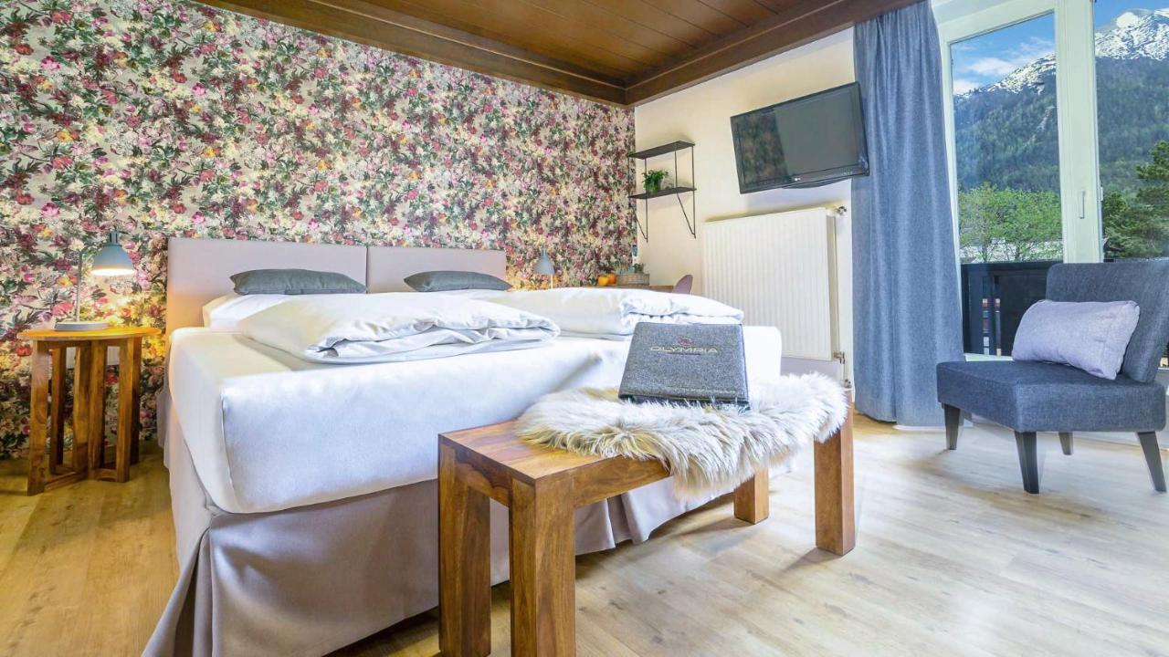 Boutique Hotel Olympia Seefeld in Tirol Exterior photo
