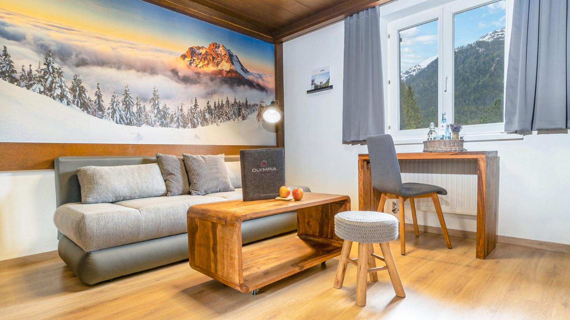 Boutique Hotel Olympia Seefeld in Tirol Exterior photo